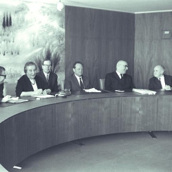 הישיבה הראשונה של ממשלת ישראל הארבע עשרה בכנסת