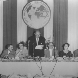 1950 - שולחן הנשיאות בקונגרס היהודי העולמי 