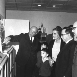 1966 - טקס הענקת אזרחות כבוד של עיריית תל אביב לגולדה מאיר